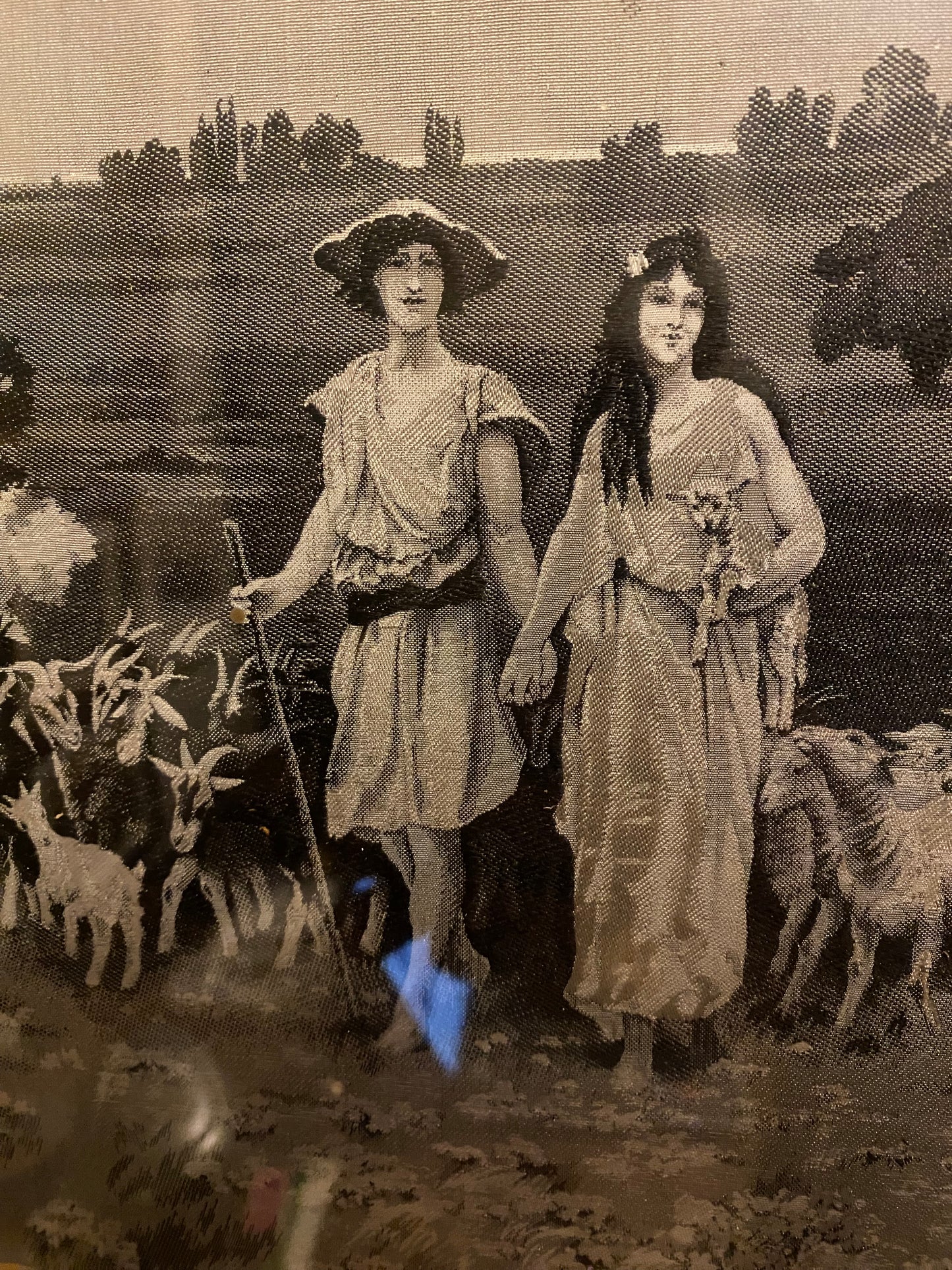 IDYLLE CHAMPETRE " ET " DIANE CHASSERESSE " CIRCA 1940 .